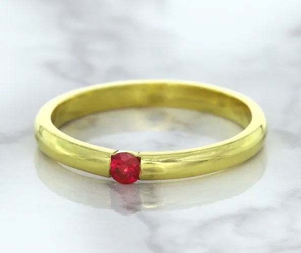0.10ct Round Ruby Ring in 18K Yellow Gold
