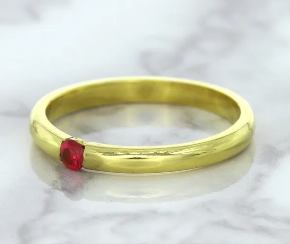 0.10ct Round Ruby Ring in 18K Yellow Gold