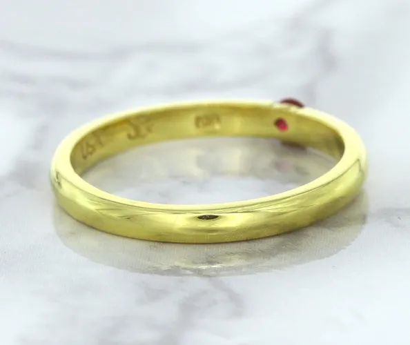 0.10ct Round Ruby Ring in 18K Yellow Gold