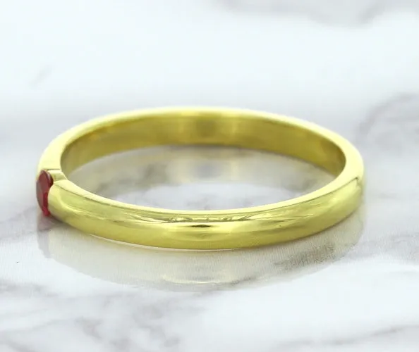 0.10ct Round Ruby Ring in 18K Yellow Gold
