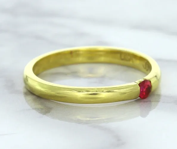 0.10ct Round Ruby Ring in 18K Yellow Gold