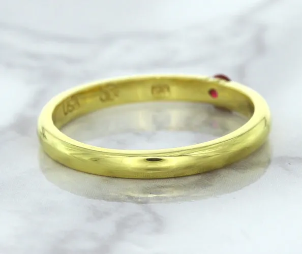 0.10ct Round Ruby Ring in 18K Yellow Gold