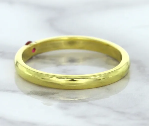 0.10ct Round Ruby Ring in 18K Yellow Gold