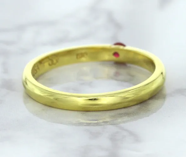 0.10ct Round Ruby Ring in 18K Yellow Gold