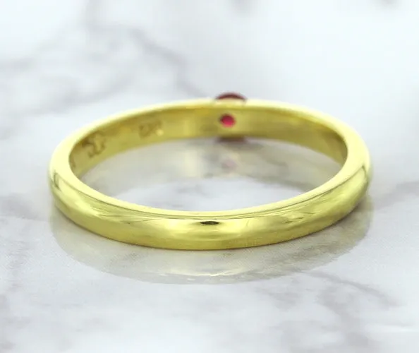 0.10ct Round Ruby Ring in 18K Yellow Gold