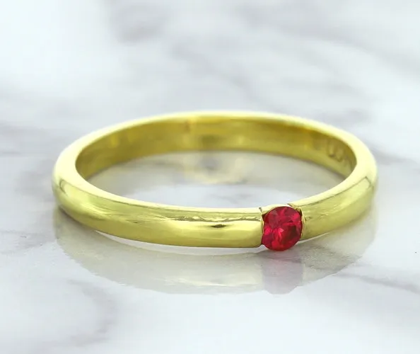 0.10ct Round Ruby Ring in 18K Yellow Gold