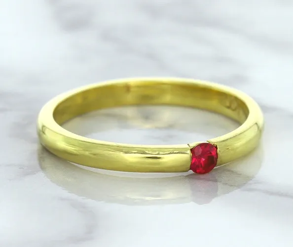 0.10ct Round Ruby Ring in 18K Yellow Gold