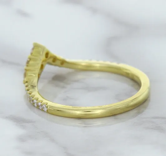0.38ctw Diamond Pointed Band in 18K Yellow Gold