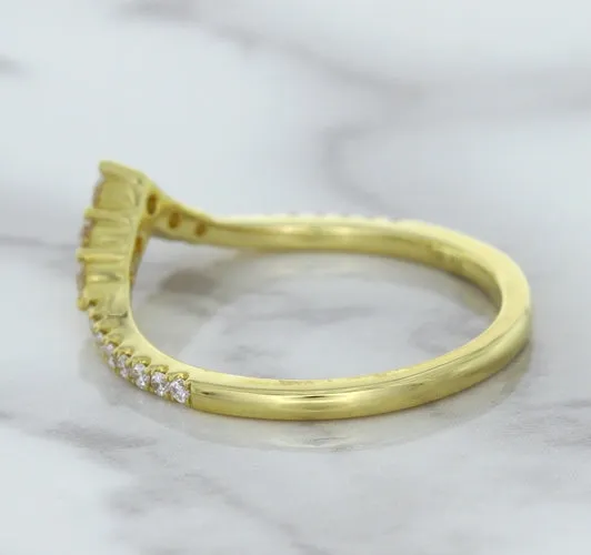 0.38ctw Diamond Pointed Band in 18K Yellow Gold