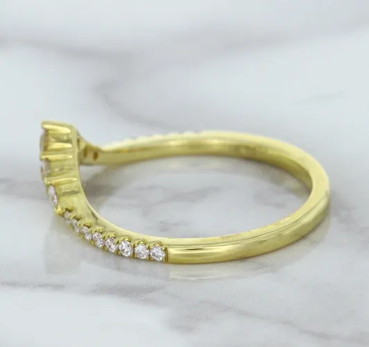 0.38ctw Diamond Pointed Band in 18K Yellow Gold