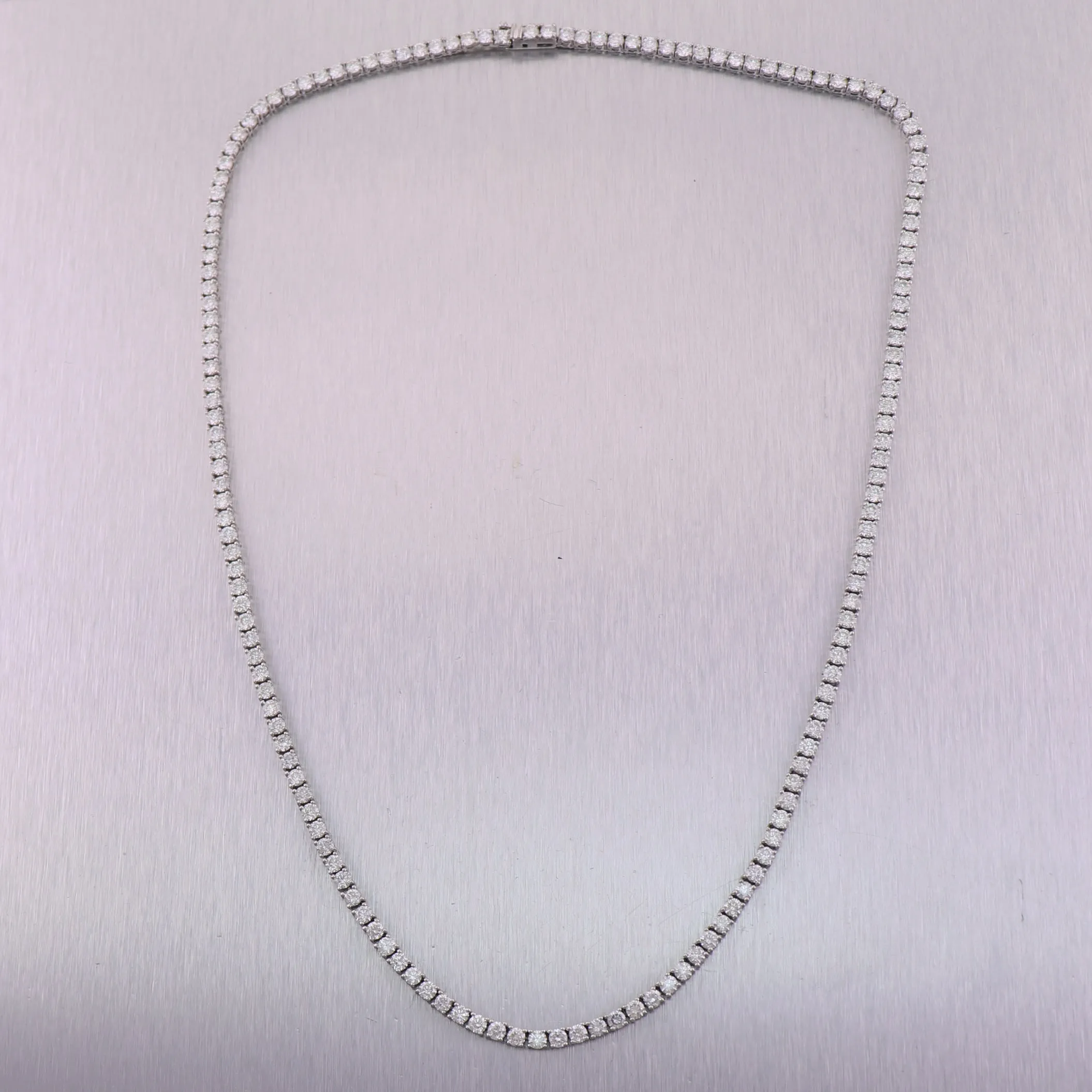 14k White Gold 15ctw Diamond Tennis 21" Necklace