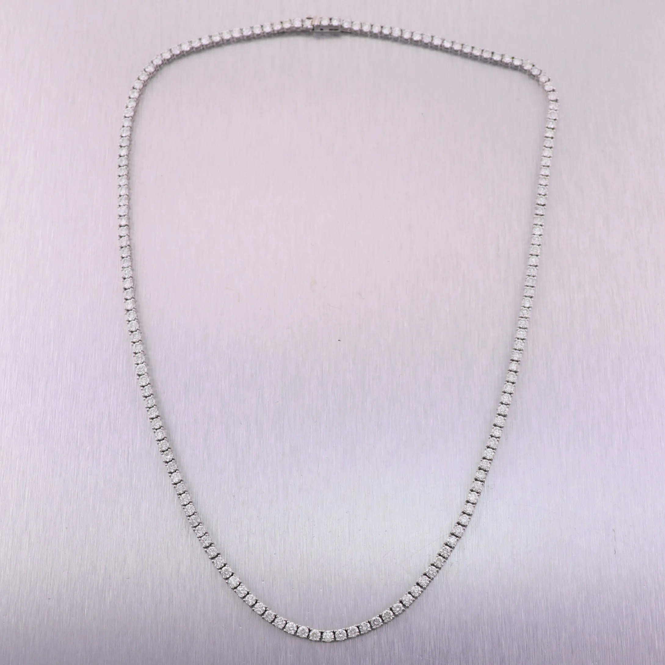 14k White Gold 15ctw Diamond Tennis 21" Necklace