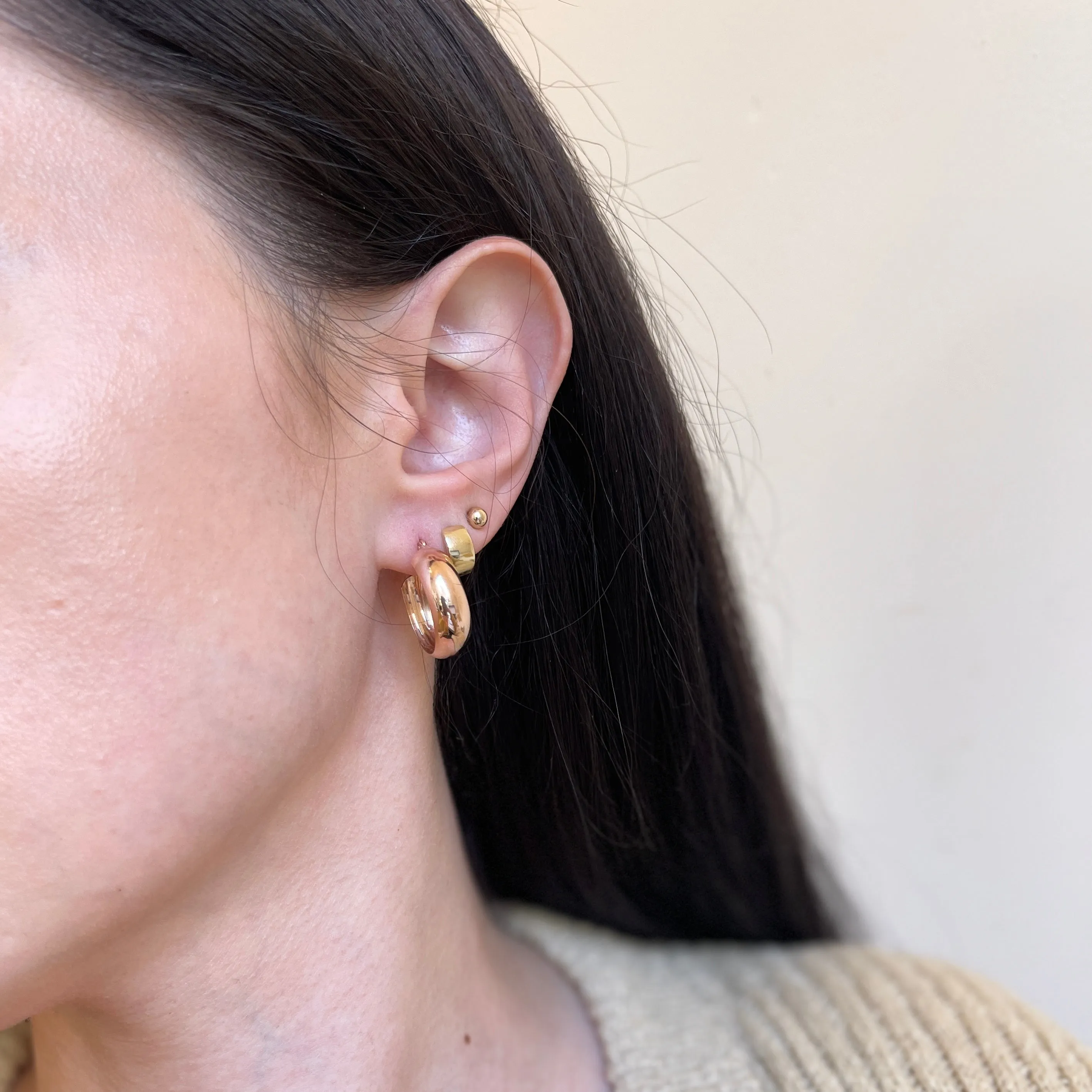 14KT Rose Gold Rounded Tube Hoop Earrings 21mm