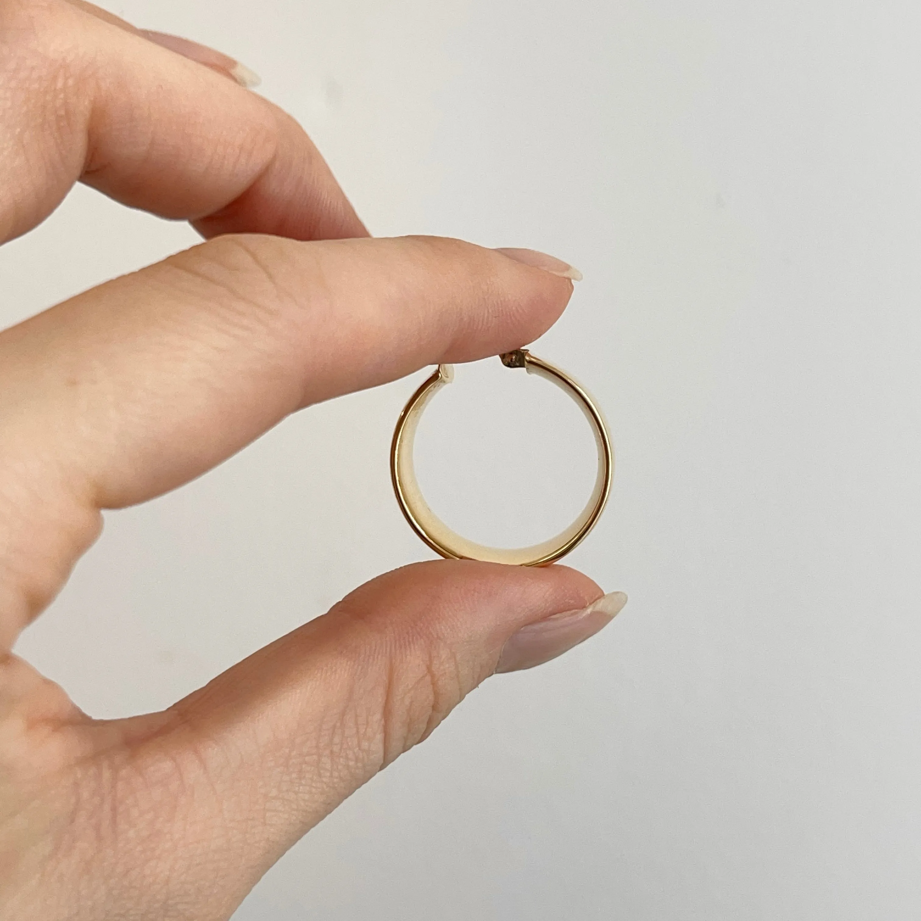 14KT Yellow Gold 8mm Wide Round Hoop Earrings 23mm