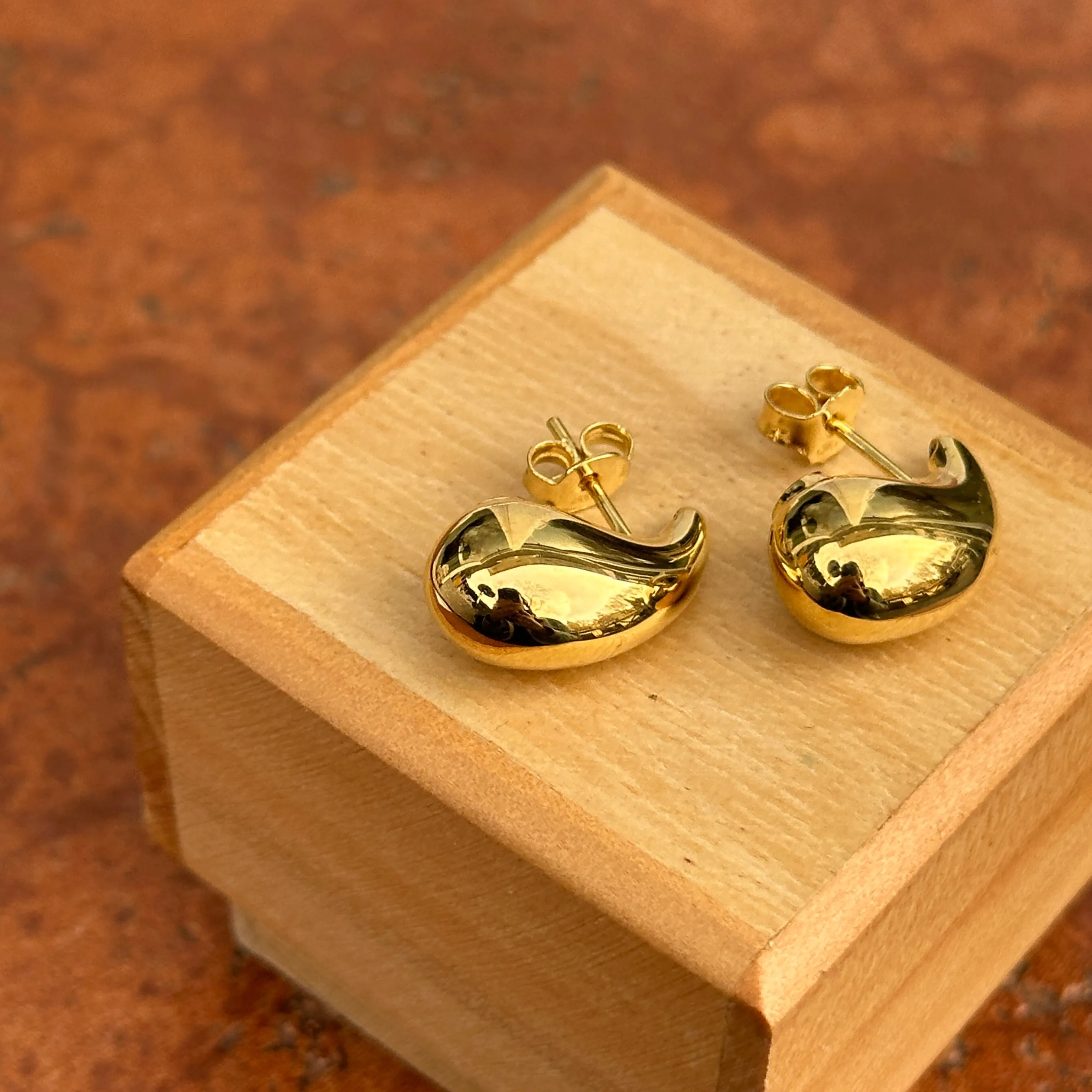 14KT Yellow Gold Puffed Teardrop Drop Earrings 19.8mm