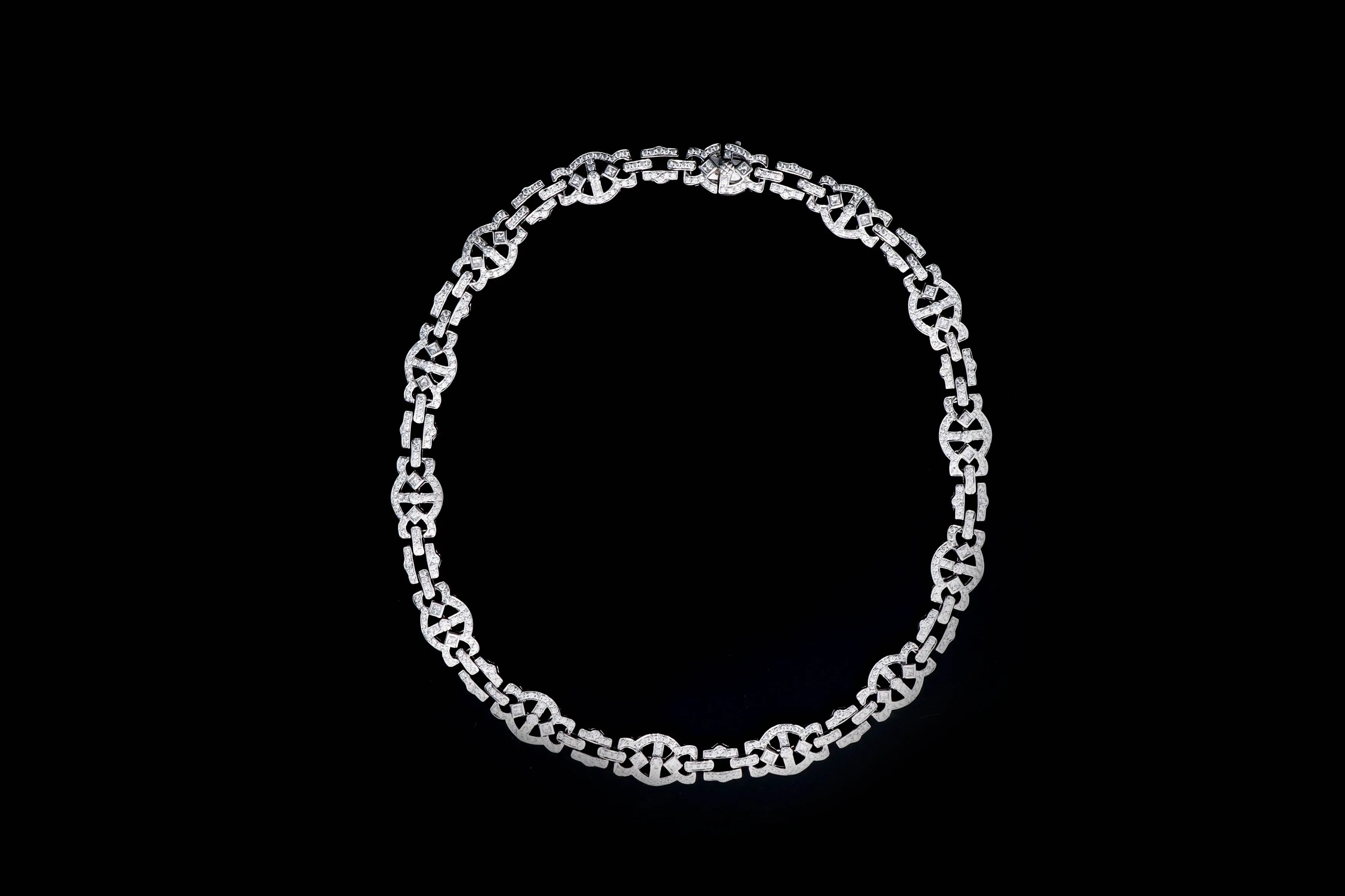 18K White Gold 10 Carat Total Weight Diamond Princess Link Choker Necklace
