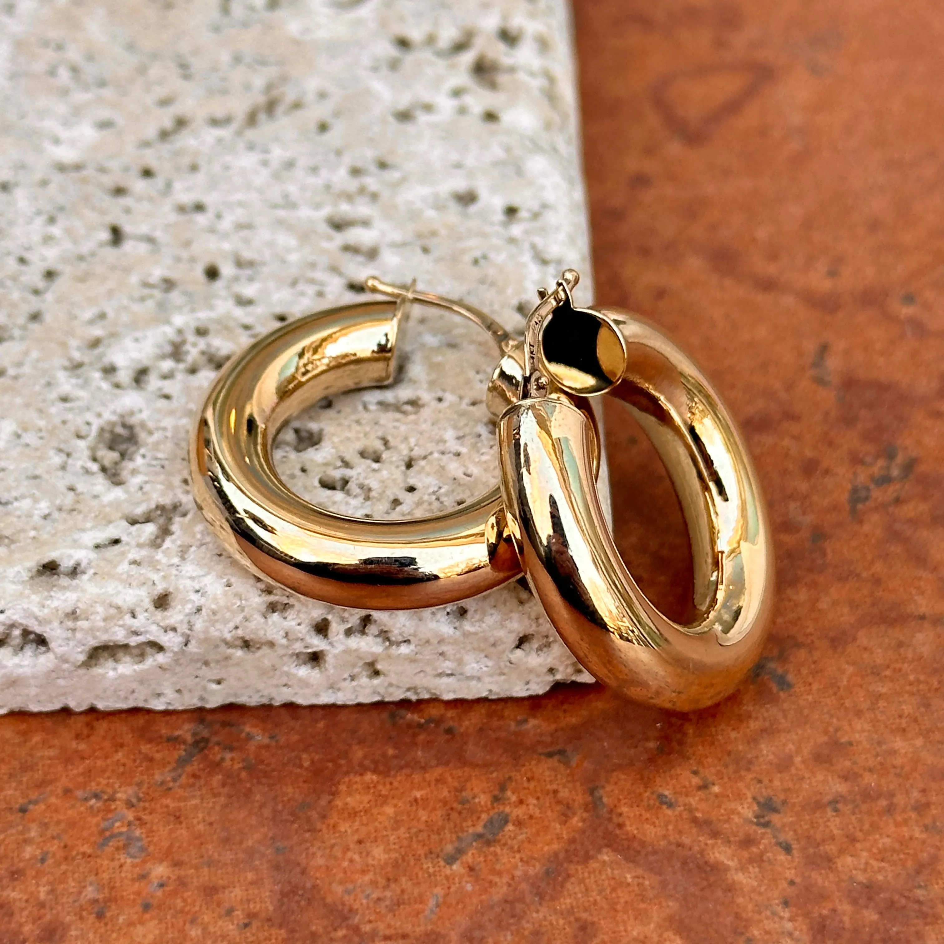 18KT Yellow Gold 6mm Tube Round Hoop Earrings 27mm