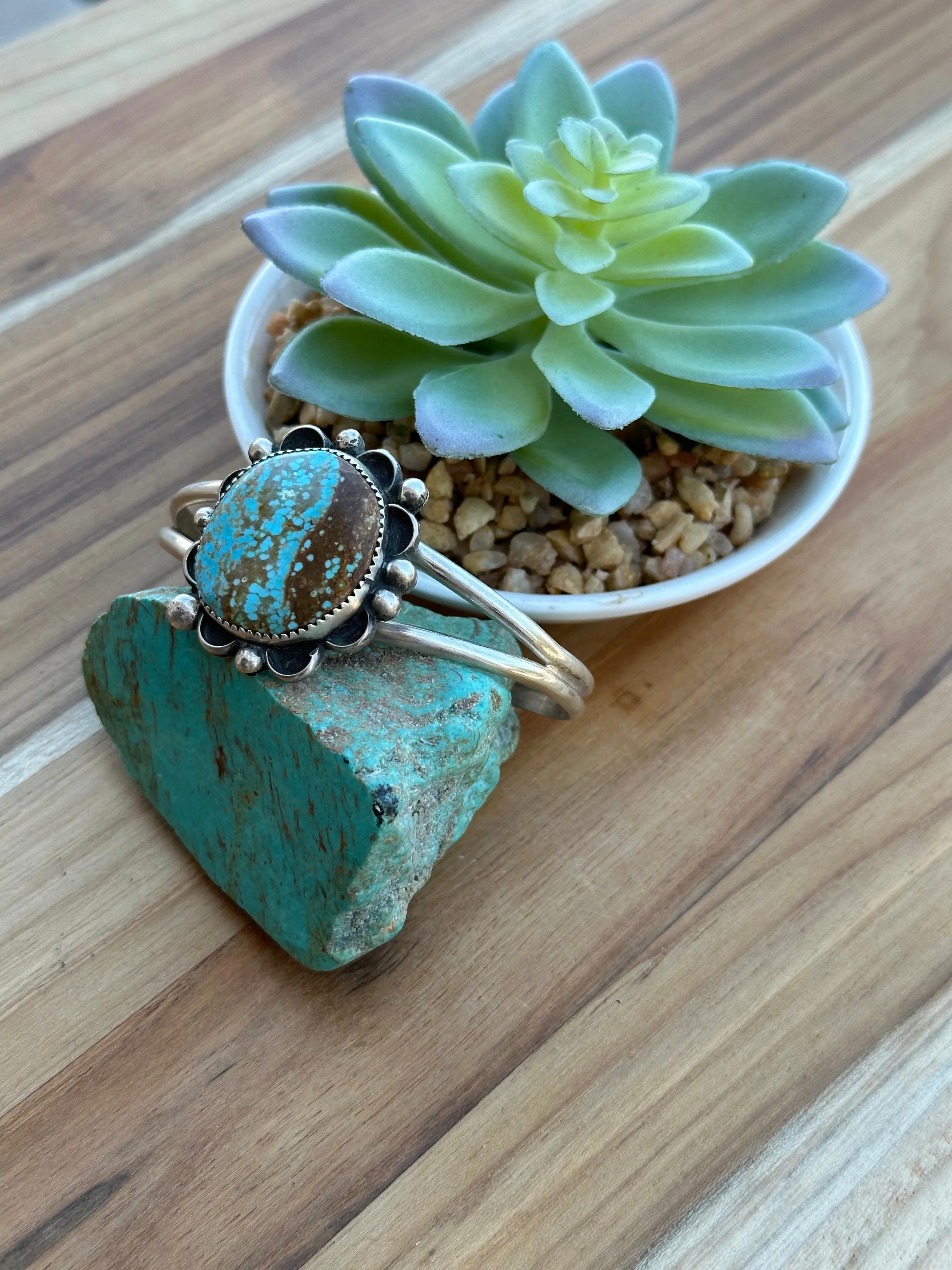 #8 Single Stone Cuff