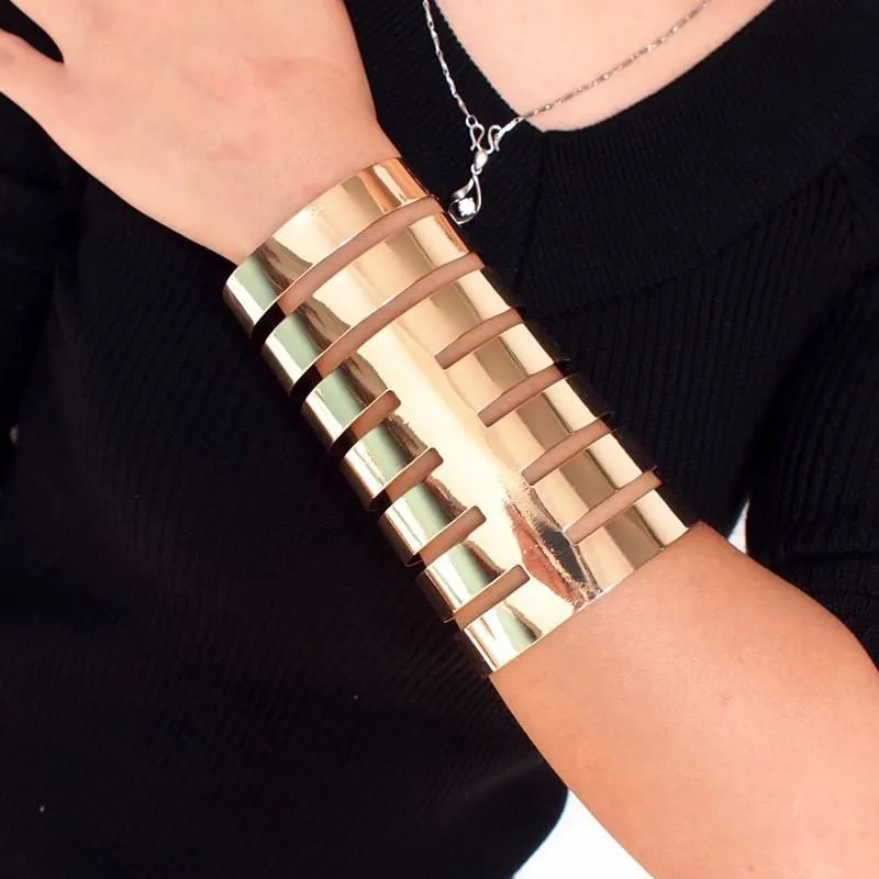 African Bib Chokers