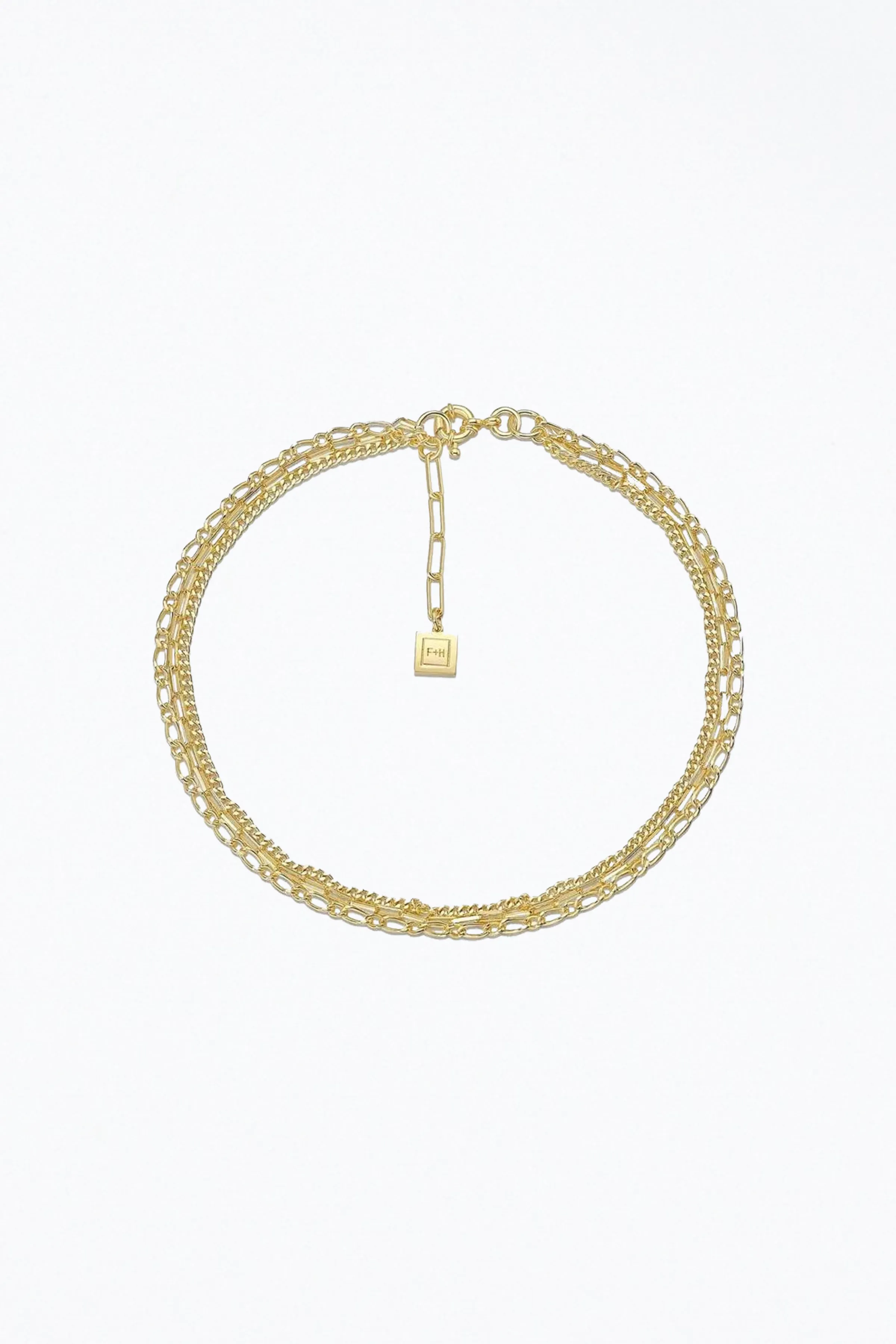 ALEXA TRIPLE CHAIN CHOKER
