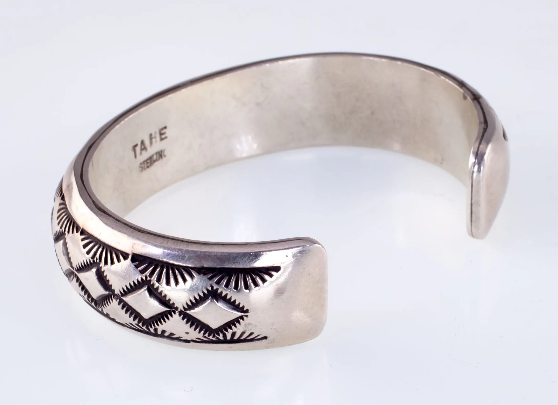 Amazing Navajo TAHE Carinated Sterling Silver Cuff Bracelet