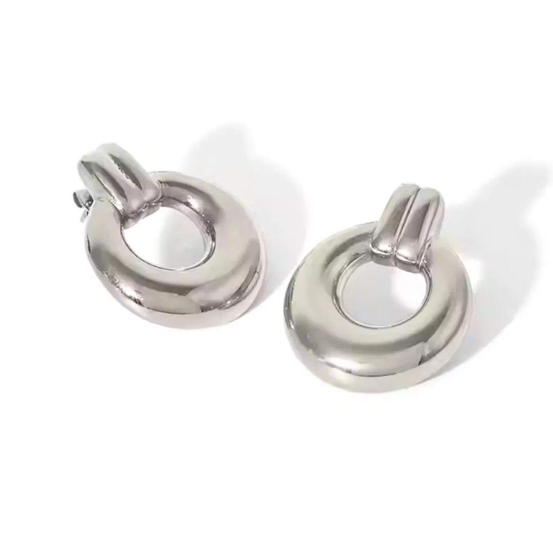 Amelia Earrings
