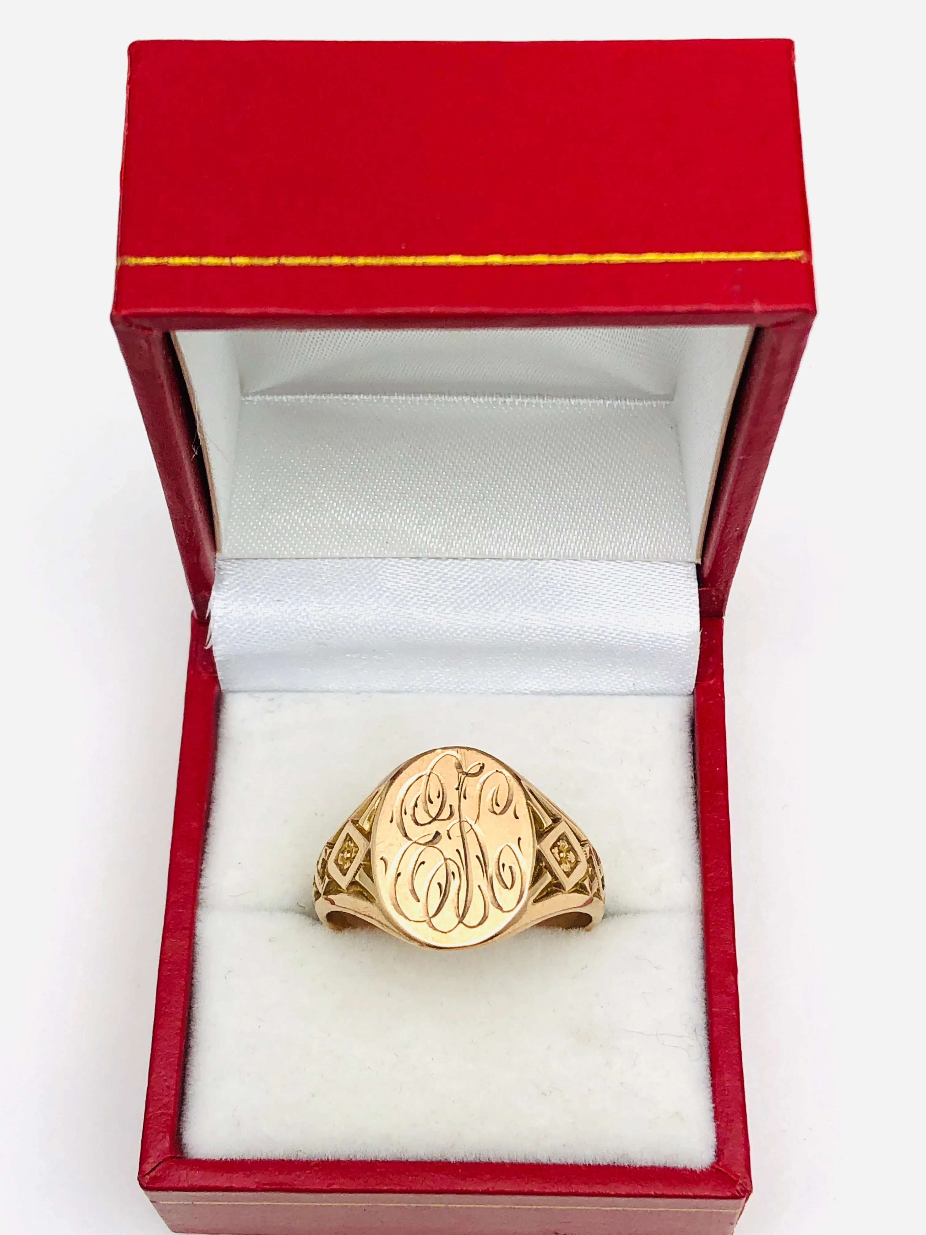 Antique 10K Signet Ring