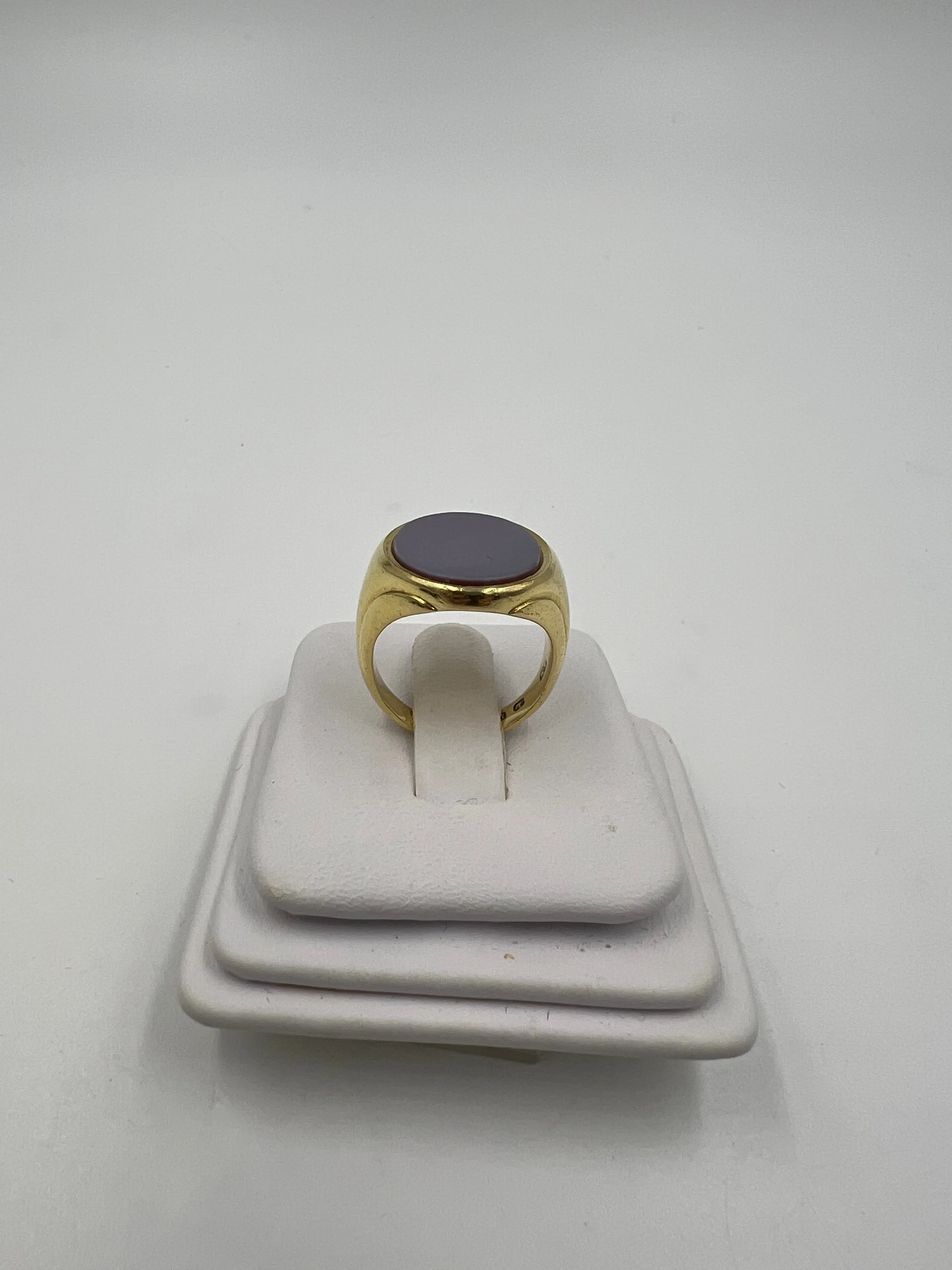 Antique Sardonyx Signet 18k Yellow Gold Ring Circa 1910