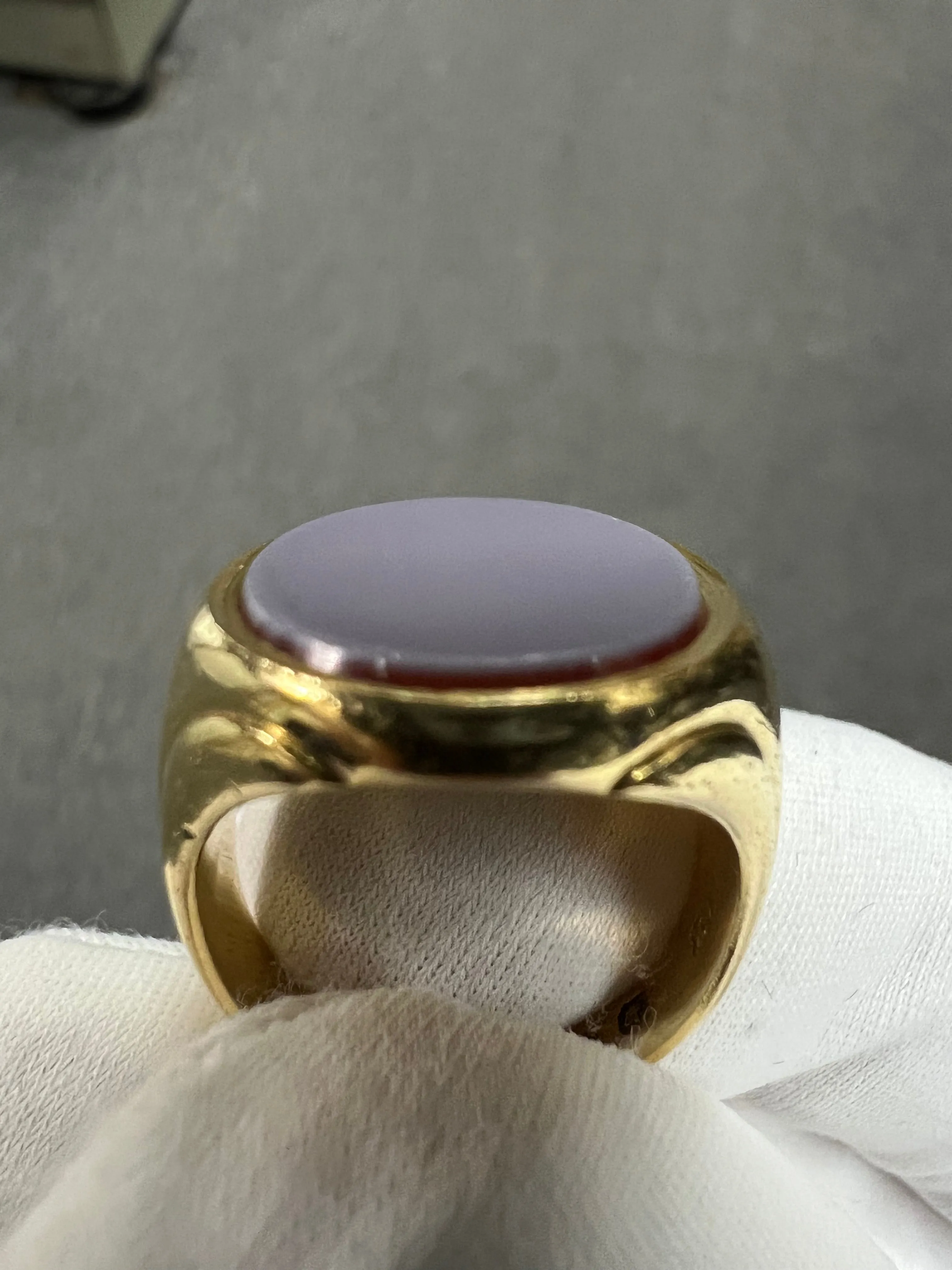 Antique Sardonyx Signet 18k Yellow Gold Ring Circa 1910