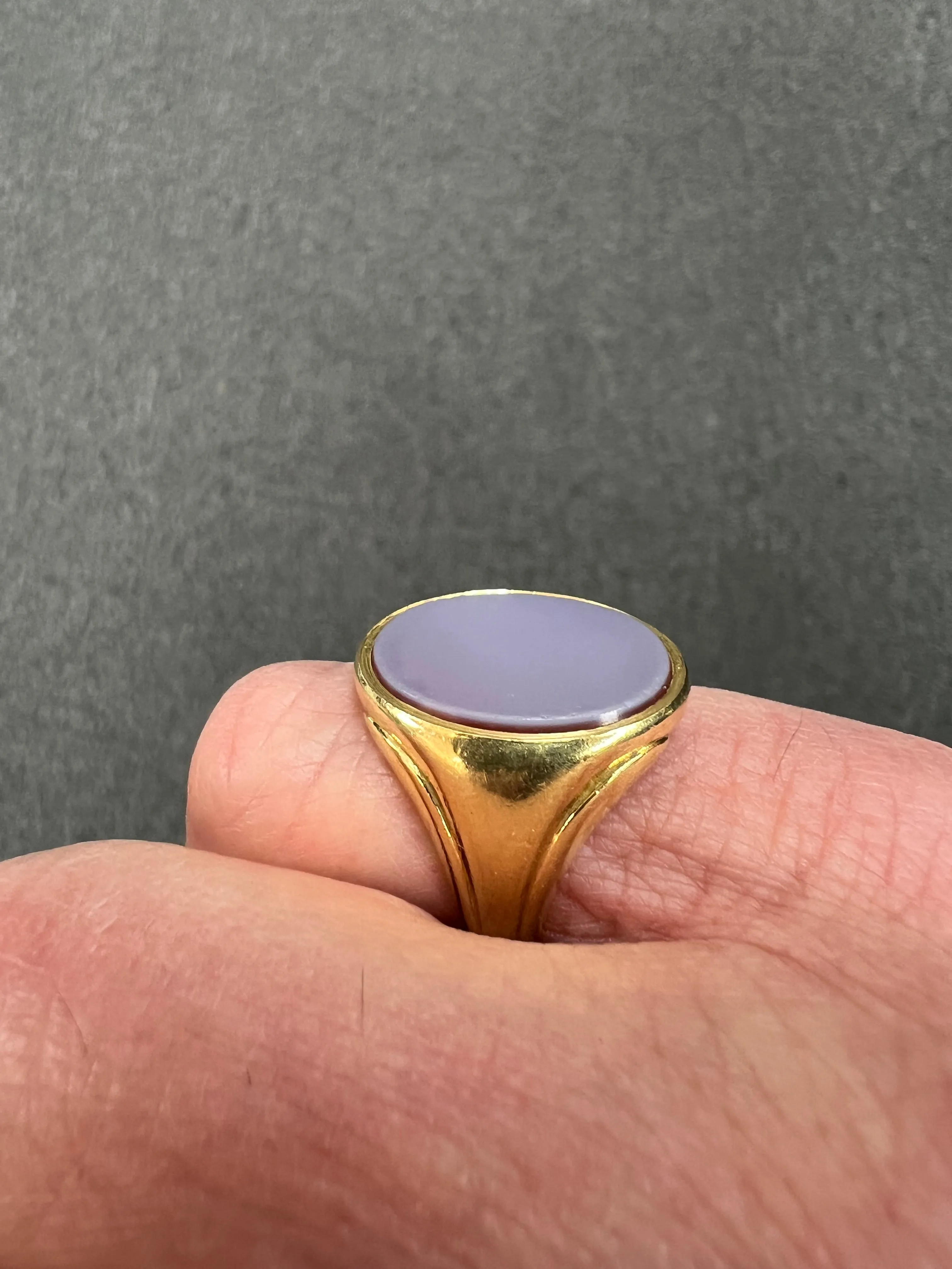Antique Sardonyx Signet 18k Yellow Gold Ring Circa 1910