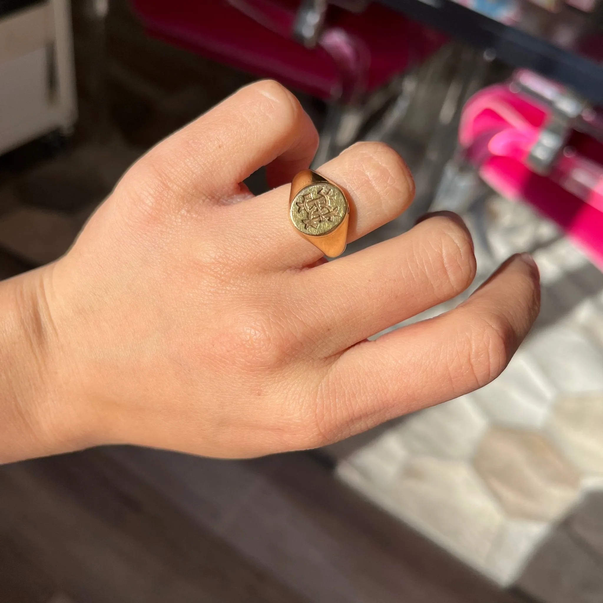 Antique Signet Locket Ring, English