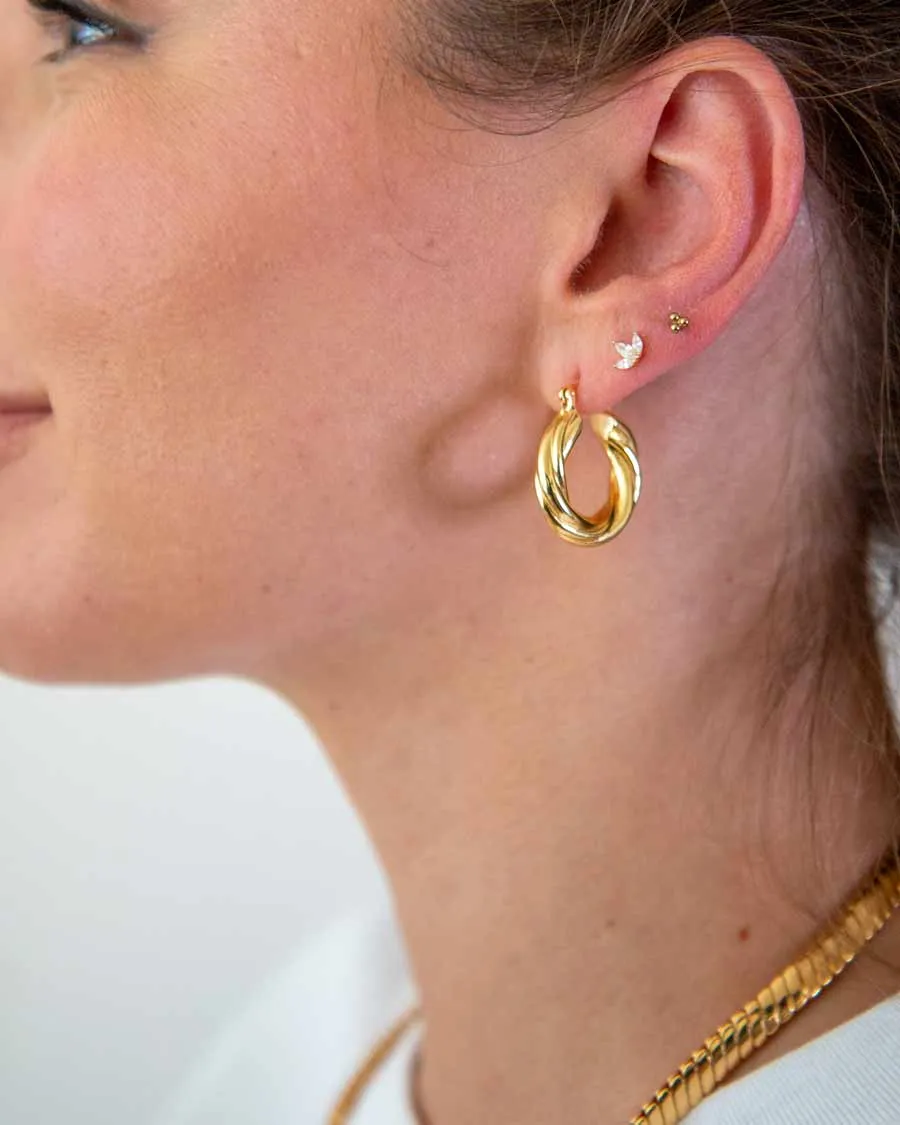 Ava Hoops