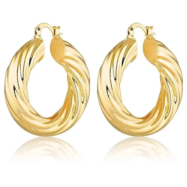 Ava Hoops