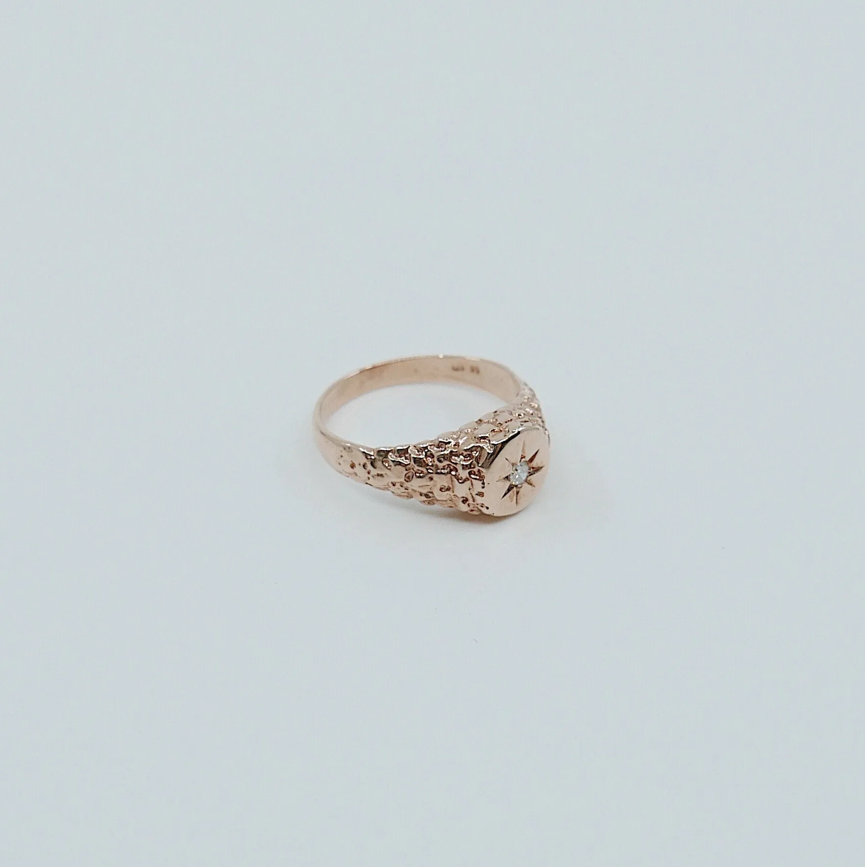 Bella Signet Ring