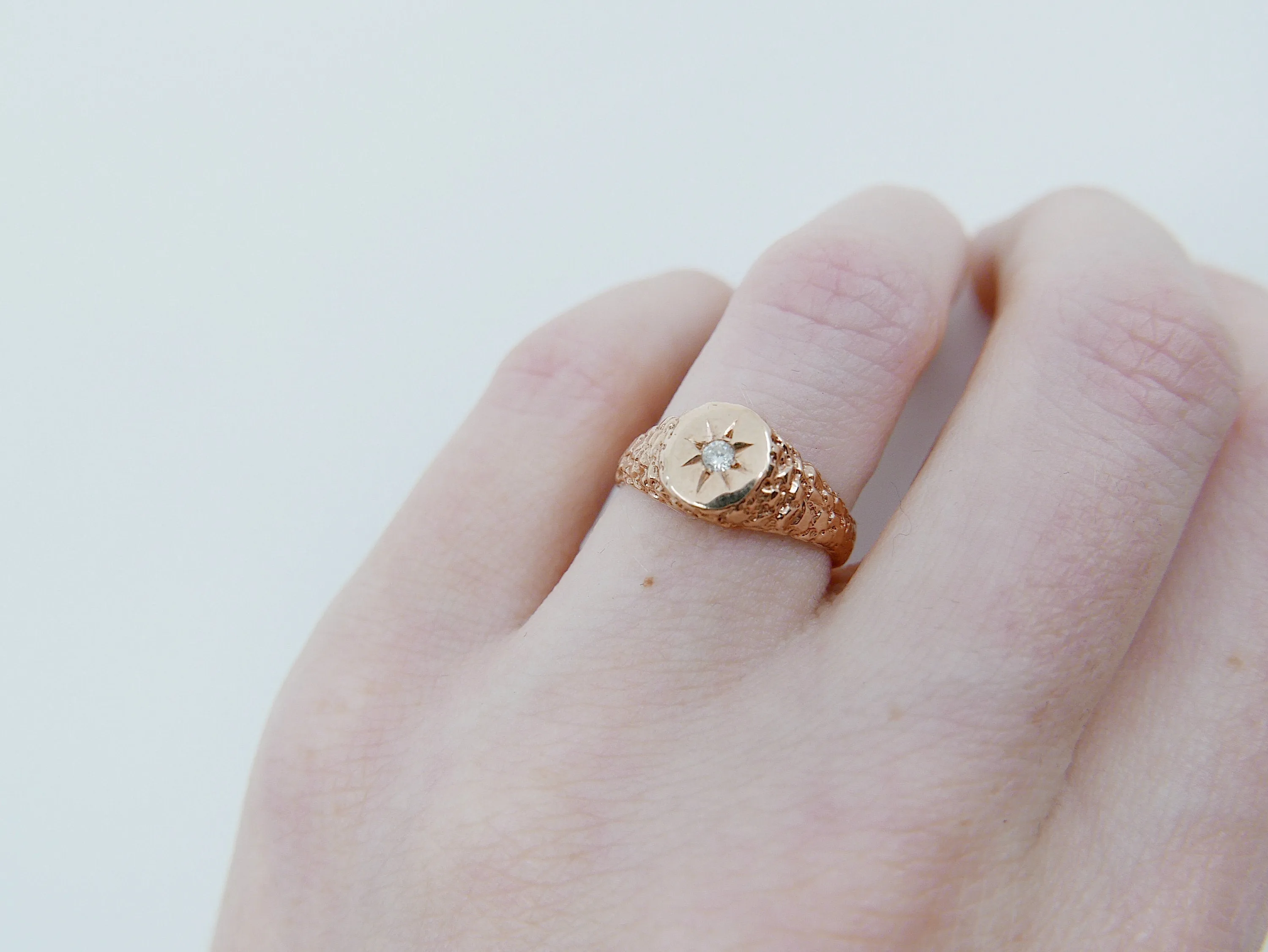 Bella Signet Ring