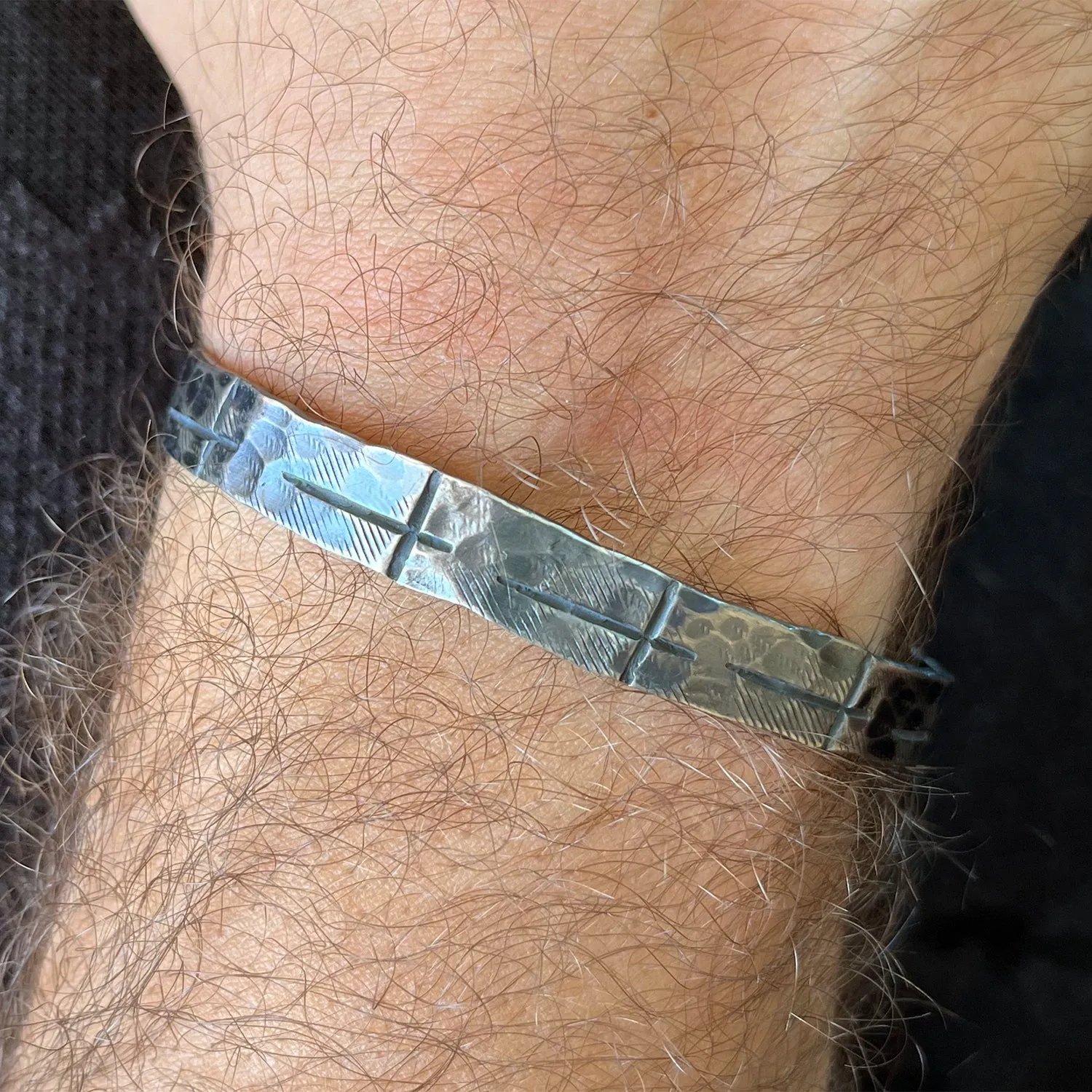 Chicotta Men's Handcrafted Sterling Silver One-Size Cuff Bracelet with Engraved Crosses