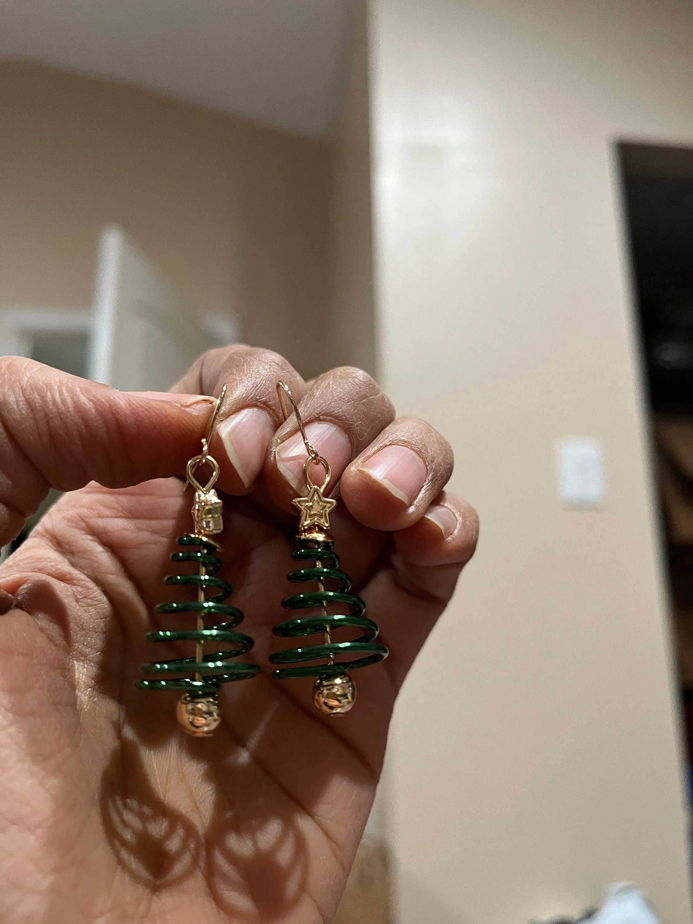 christmas tree earrings , green earrings Gift star earrings , green holiday earrings , dark green earrings, long green earrings