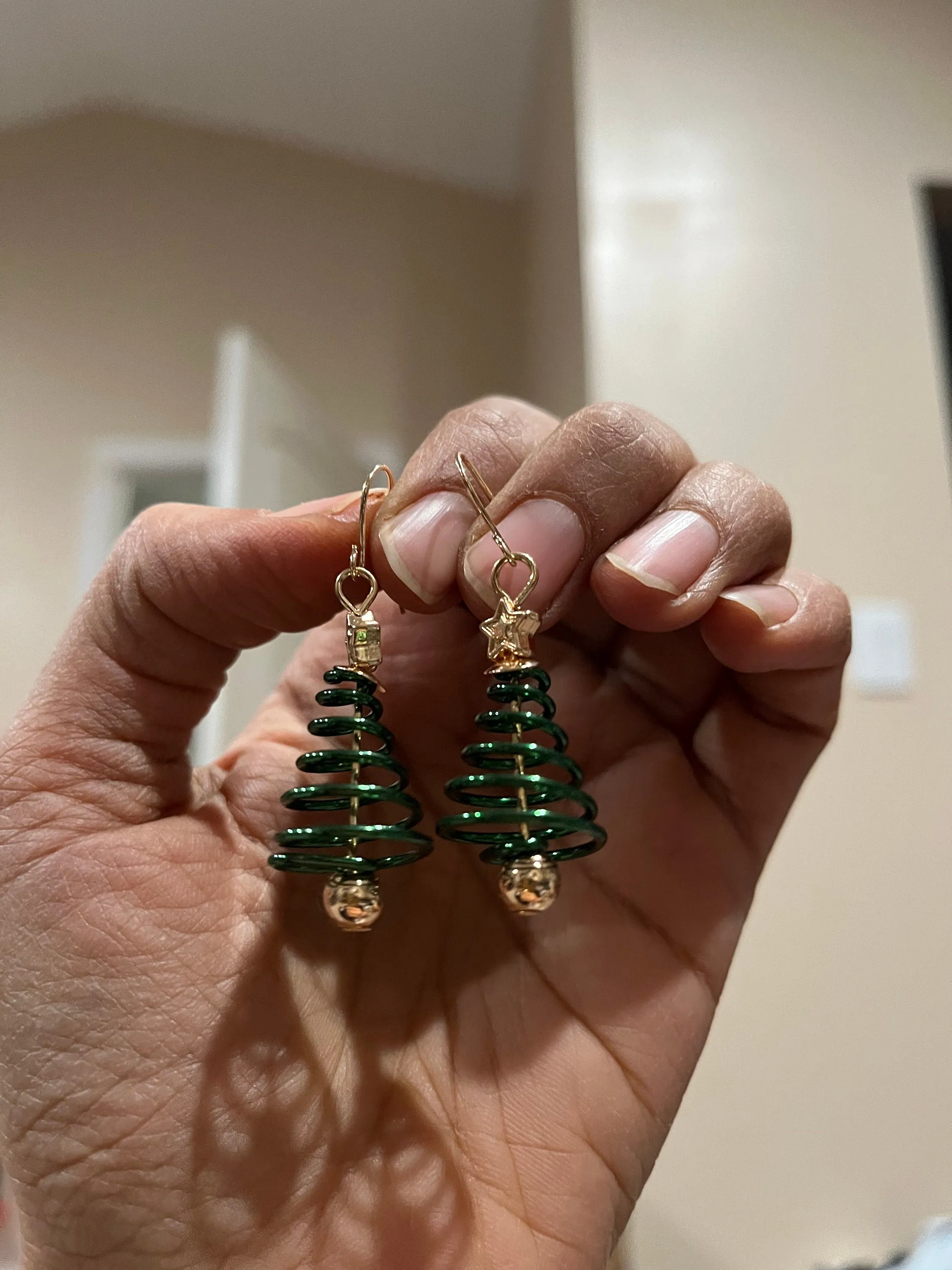 christmas tree earrings , green earrings Gift star earrings , green holiday earrings , dark green earrings, long green earrings