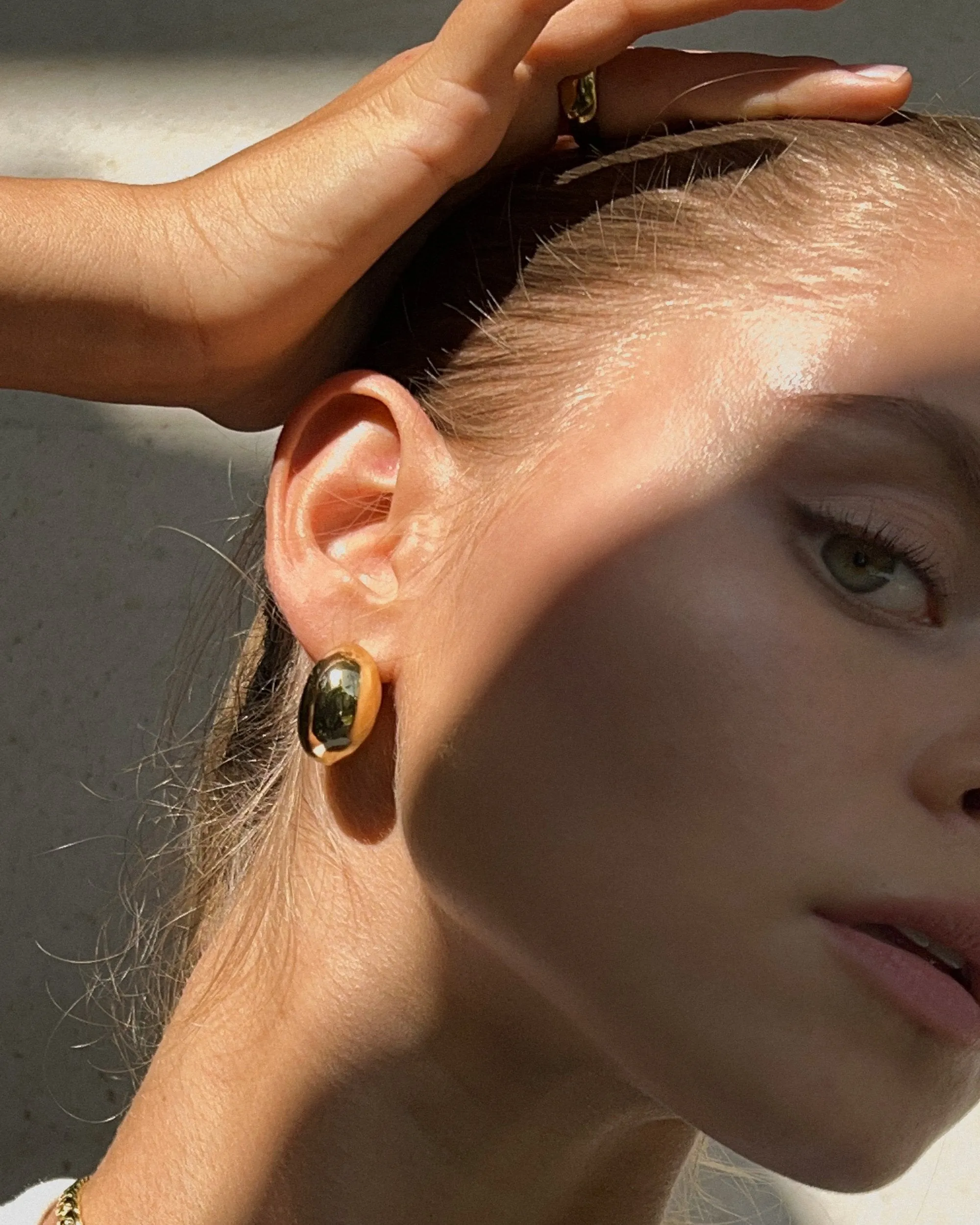 CHUNKY GOLD HOOPS
