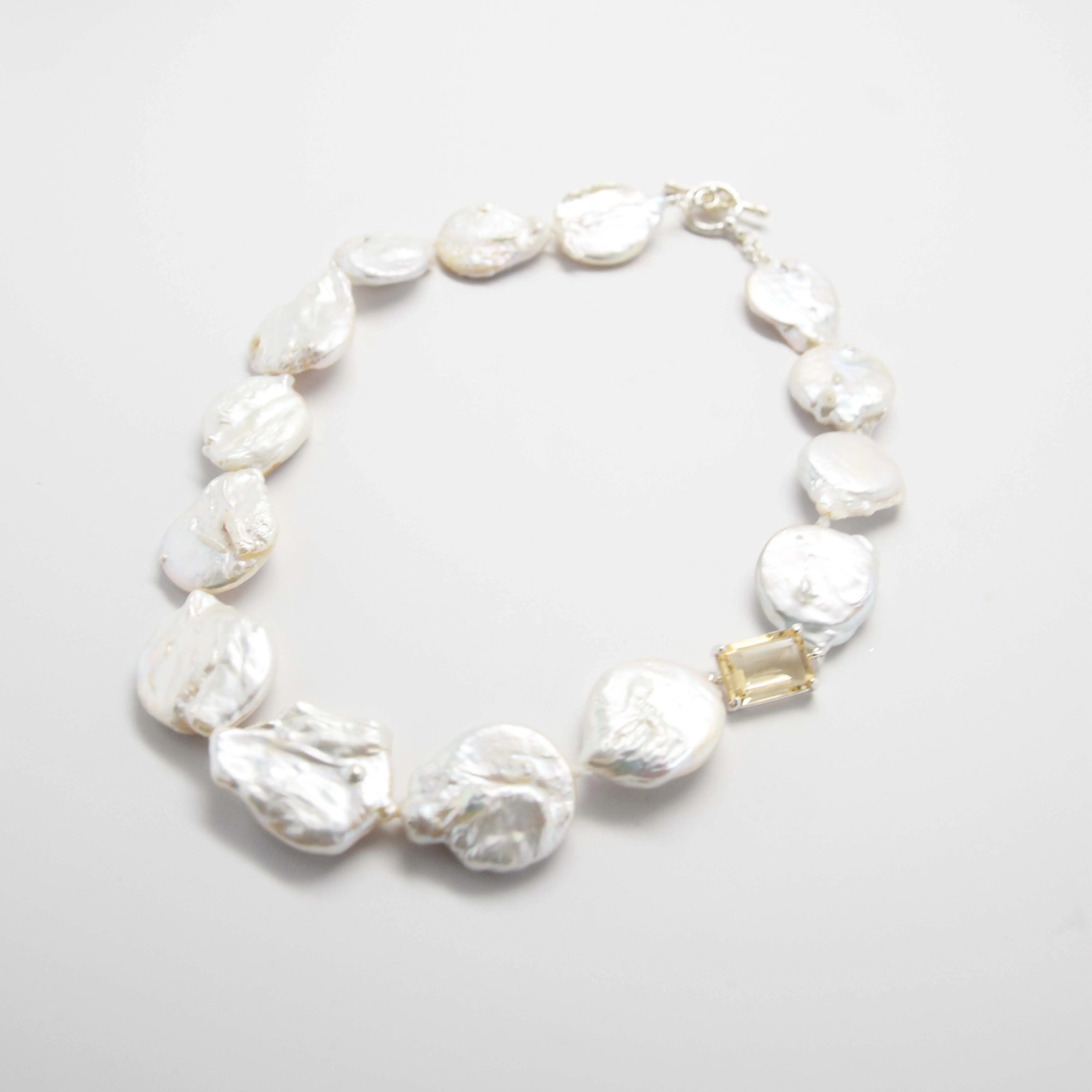 Coin Pearl Choker with Citrine