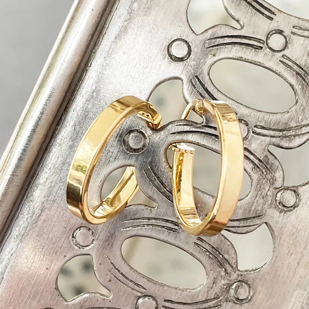 Contemporary Solid Flat Fronted Hoops 15mm
