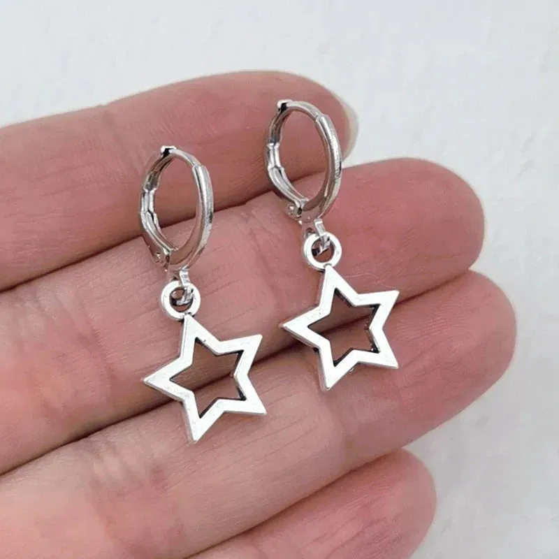 Creative Star Hoop Earrings Fashion Simple Earrings Gifts for Women Cute Mini Little Star 20S Holiday Jewelry