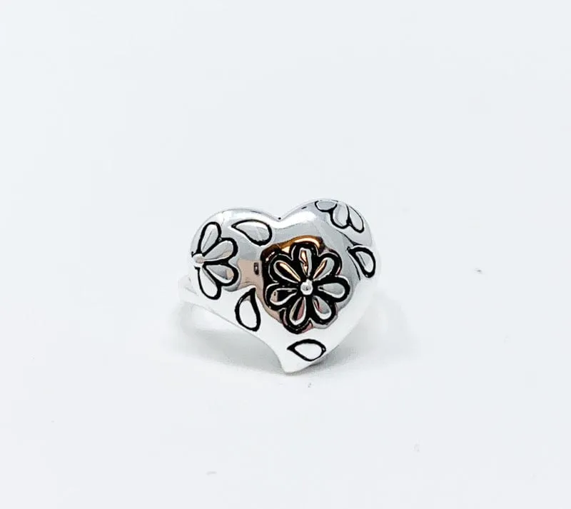 Daisy Heart Ring