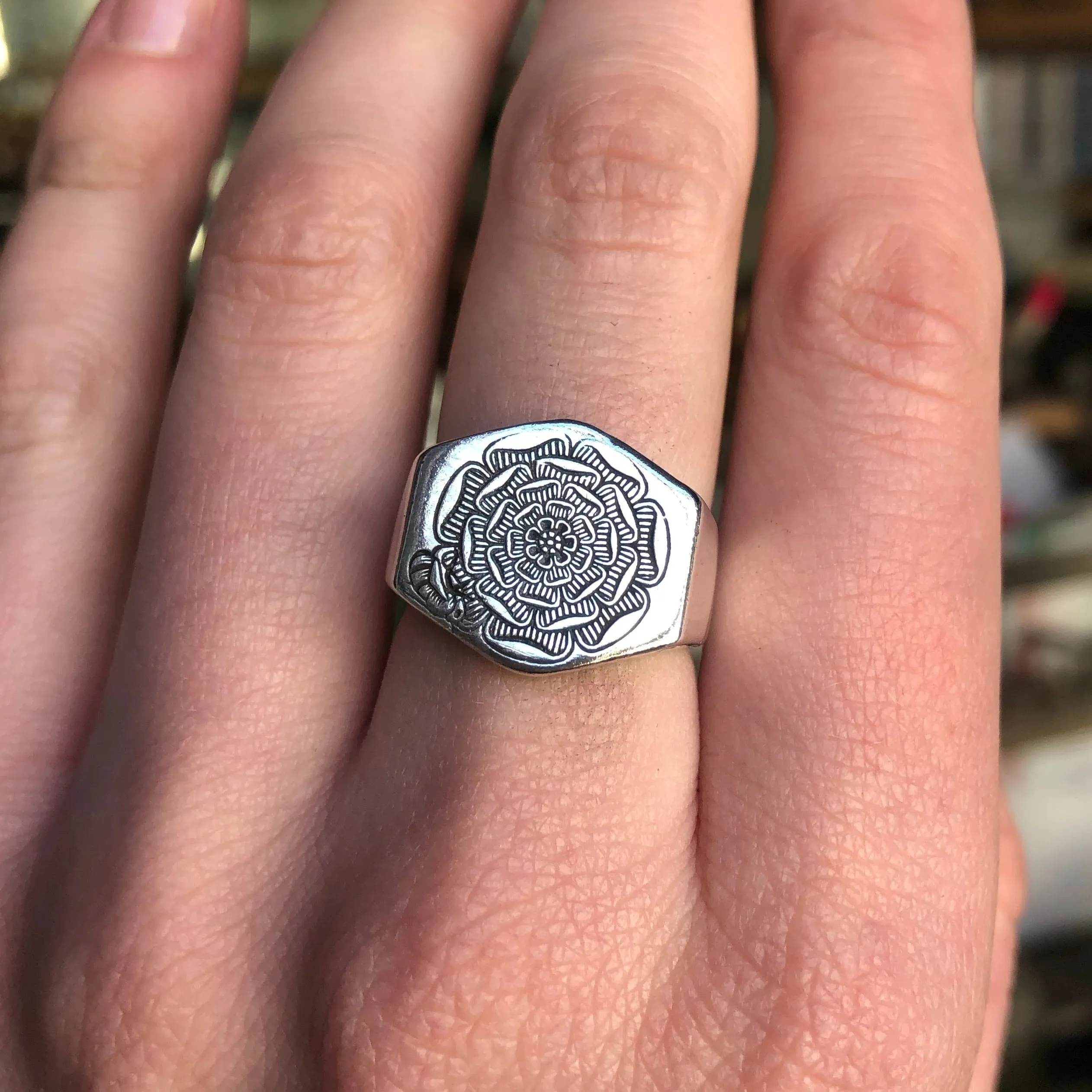 Dat Rosa Signet