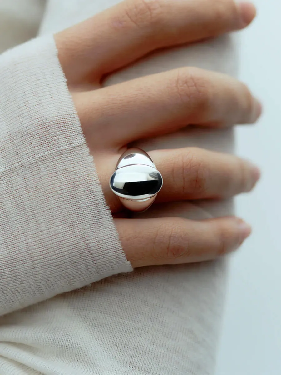 Dualism Oval Signet Ring - Silver