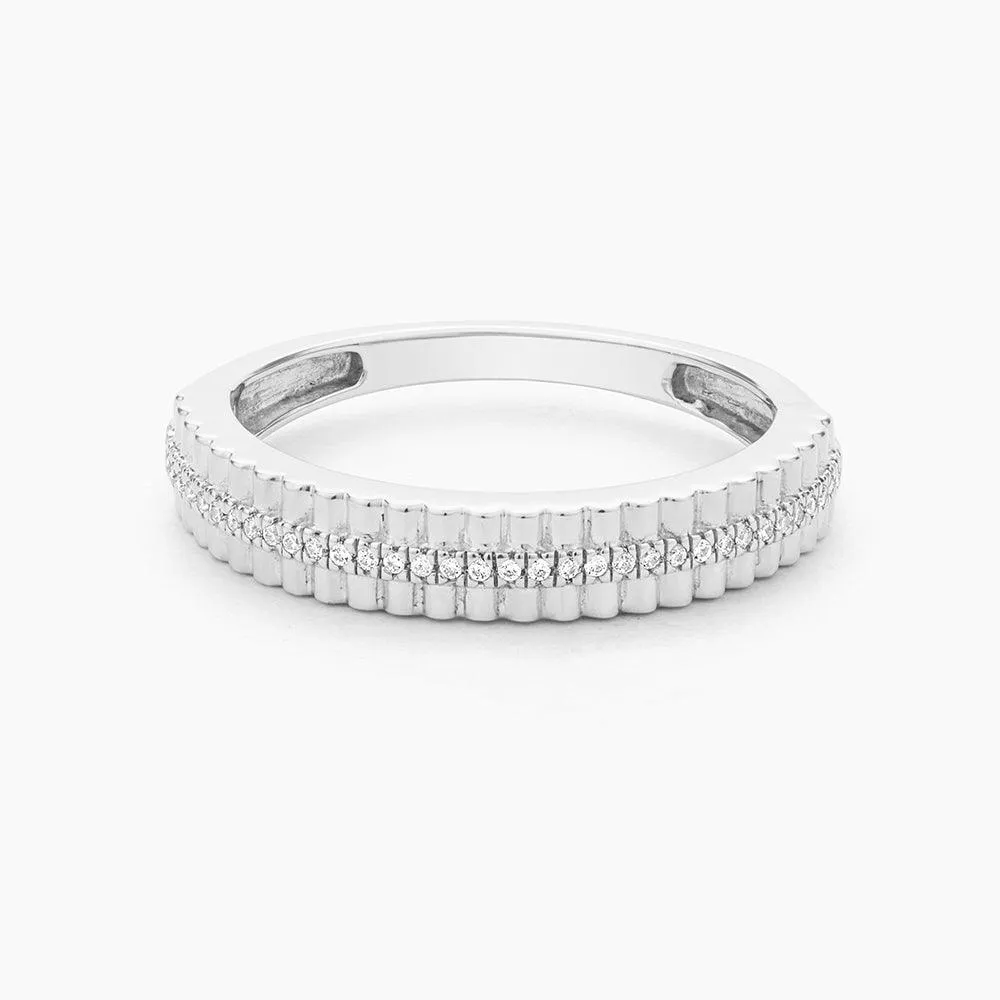 Groovy Bar Stackable Ring