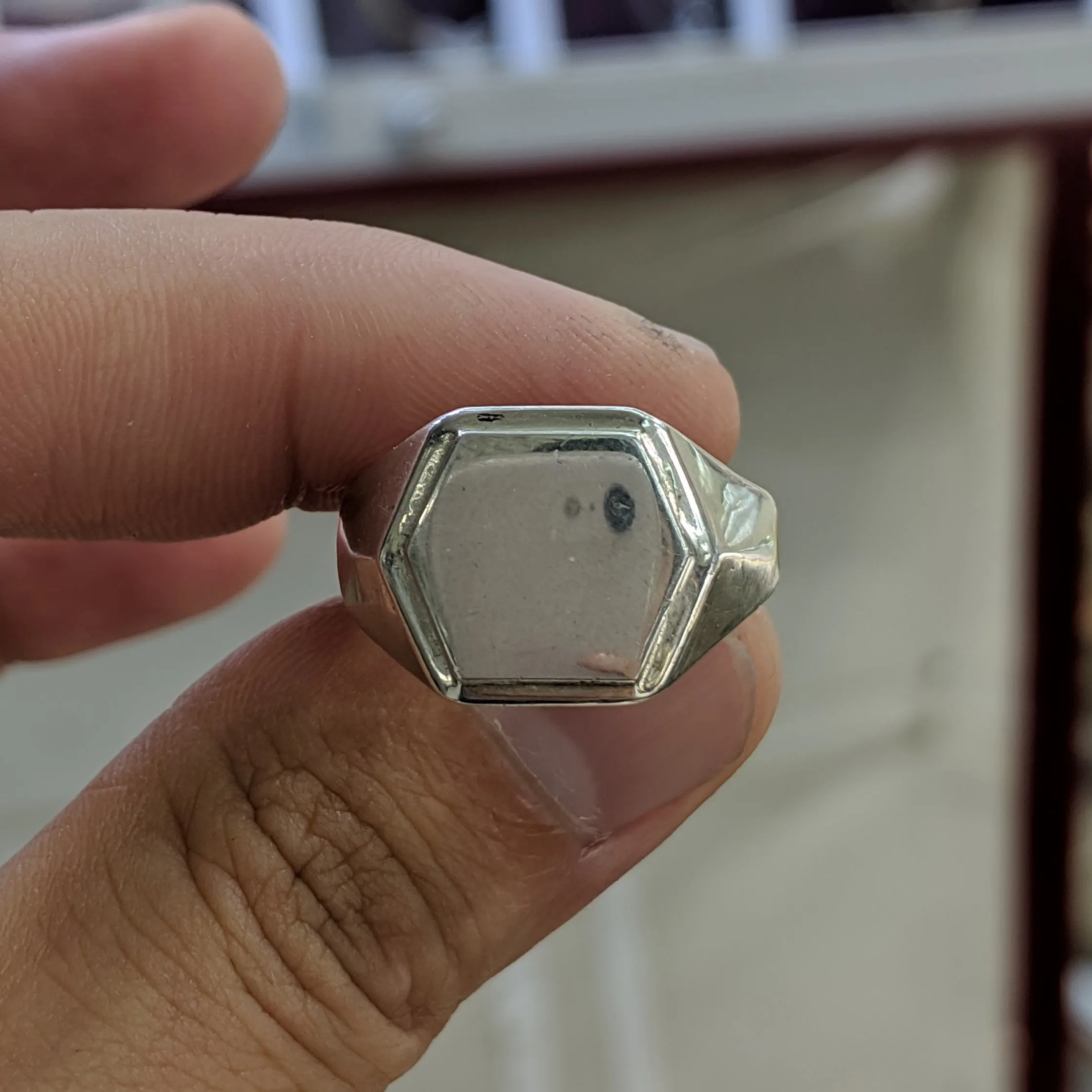 Hexagon Signet Ring (Gold) (Silver)