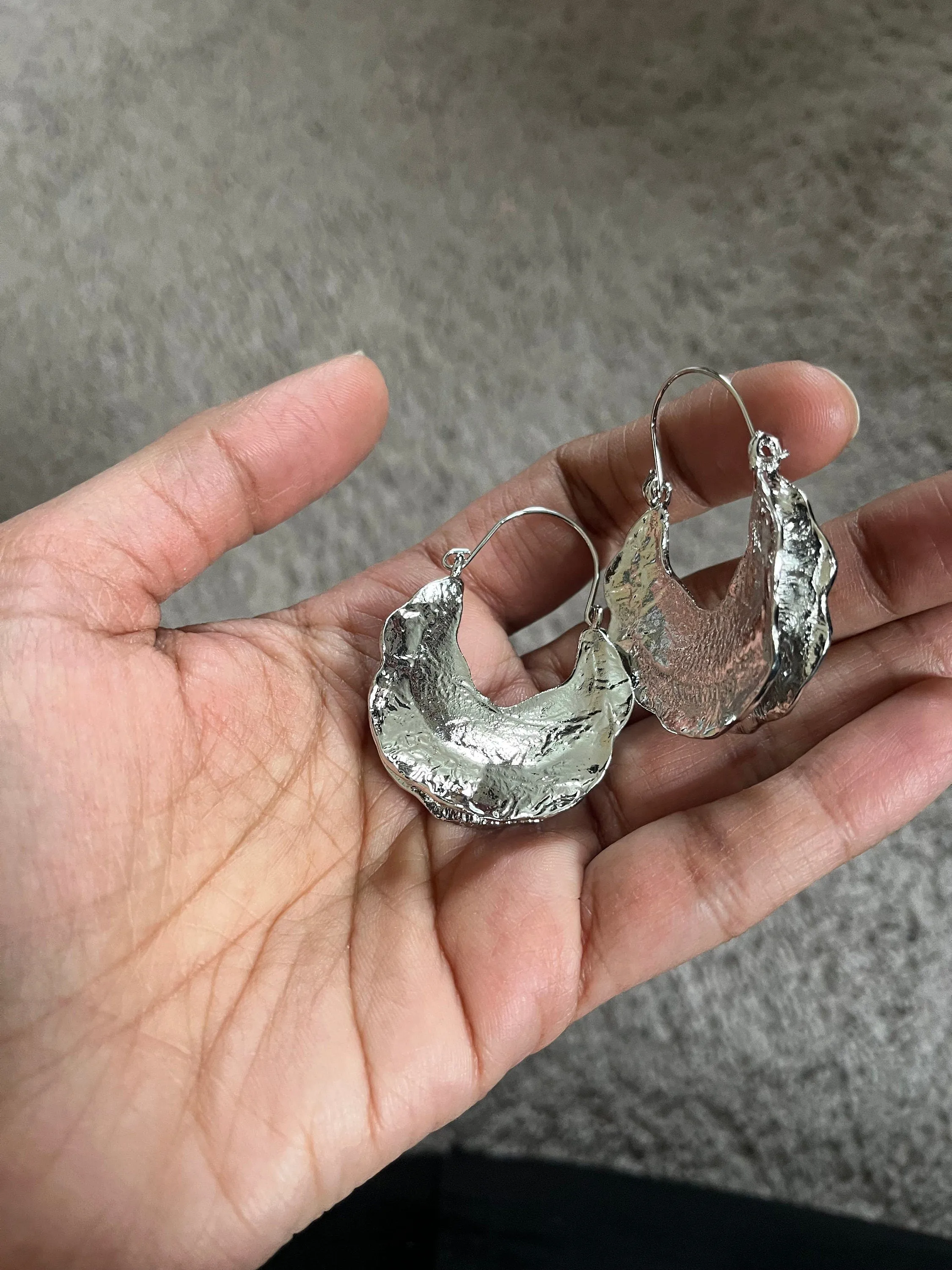 Large Silver Hoop earrings , silver metal hoops , big chunky silver hoop earrings , chunky shiny  silver hoop earrings