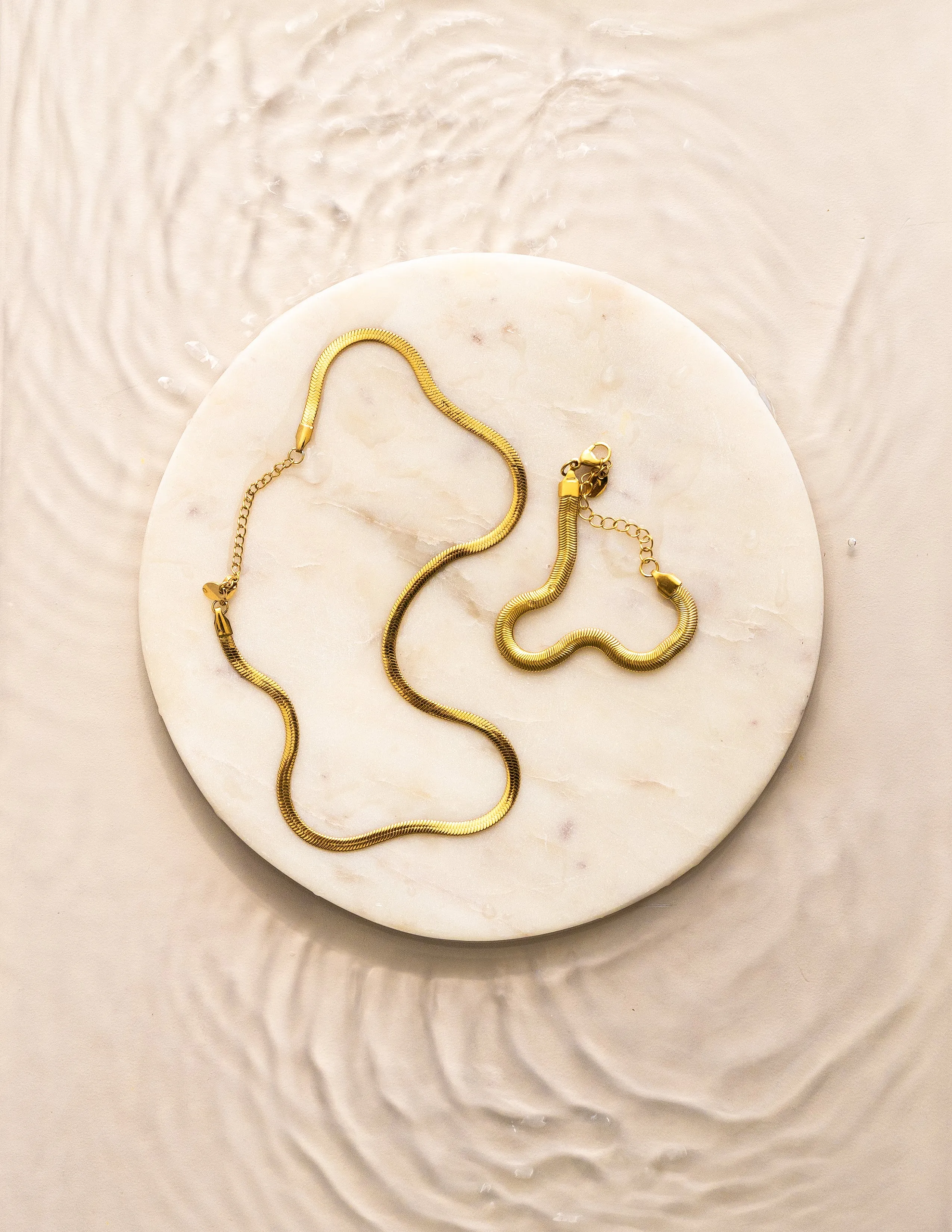 Liquid Herringbone Chain Necklace