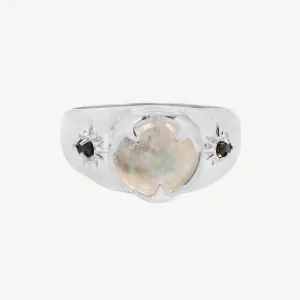 Luna Signet in Moonstone/Black Spinel